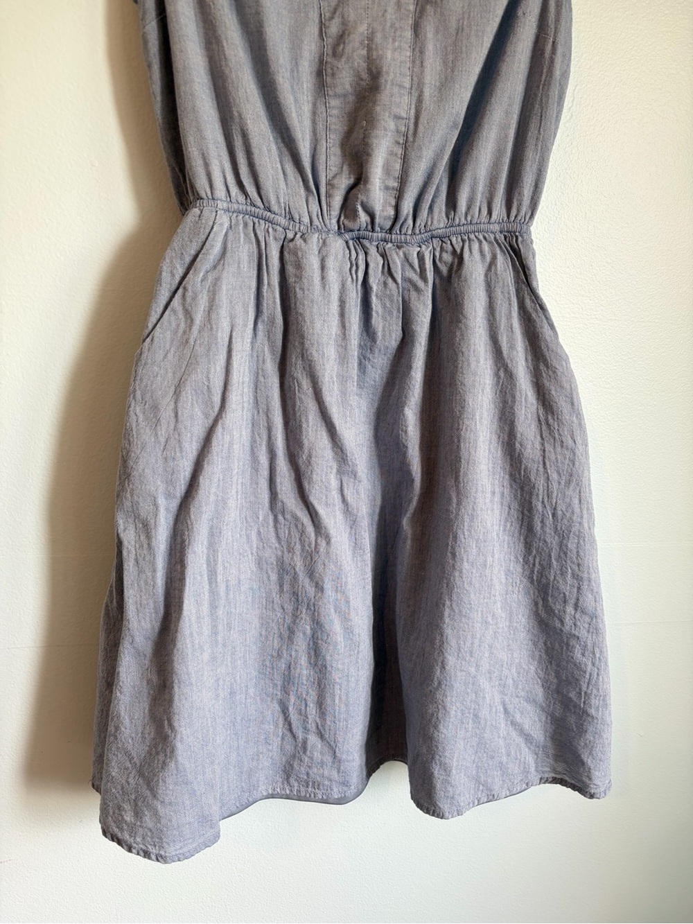 Monteau V-Neck Dress - Scallop Neck & Sleeves - Size Small - Picture 3 of 9